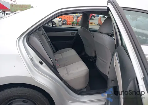 2015 Toyota Corolla Le Plus z USA, uszkodzony, nr VIN 2T1BURHE2FC321005